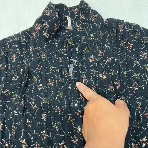 Free People Short sleeve Romper size s - Picture 7 of 12